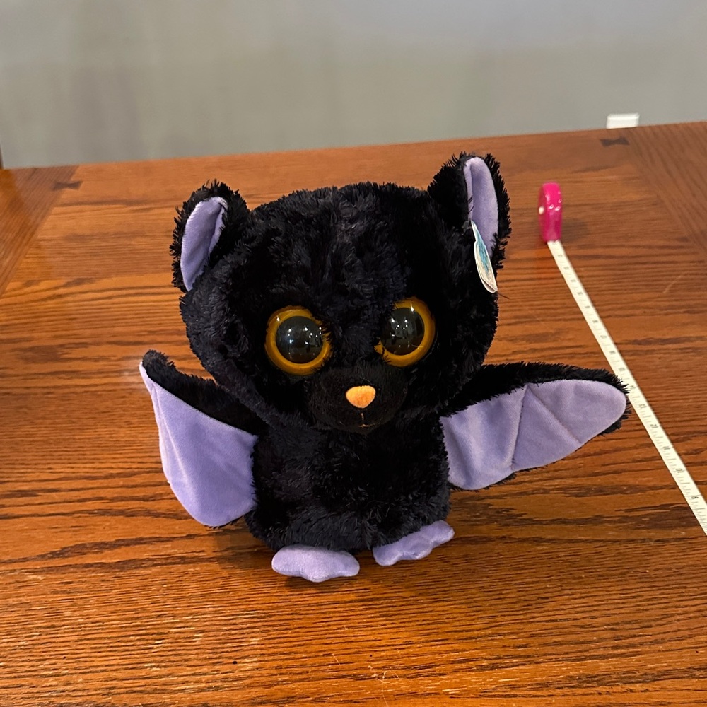 Ty Beanie Boo stuffed animal bat named swoops with tags